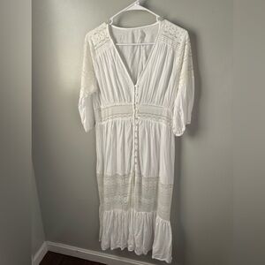 Vintage style lace nightgown/ beach cover medium-large